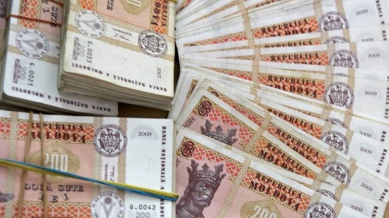 Compensaţiile la energie sub formă de plată monetară au fost finanțate. Beneficiarii pot ridica banii
