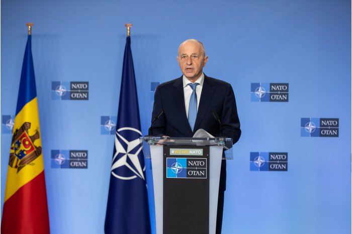 VIDEO Secretarul general adjunct al NATO, Mircea Geoană, a venit în Moldova. Care este motivul