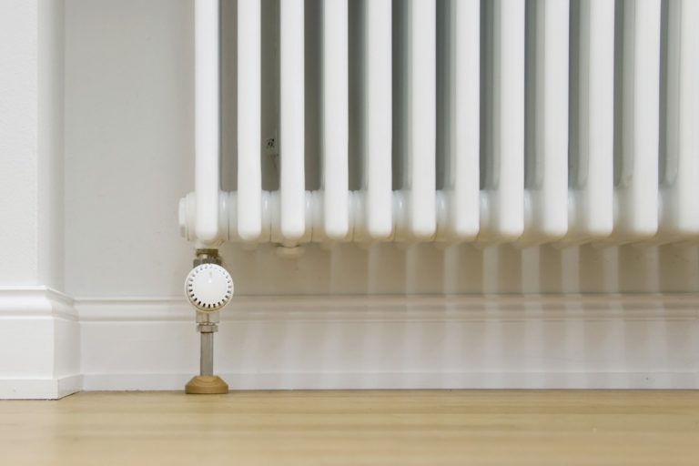 Compensații mai mari la căldură? Guvernul a instituit noi categorii de vulnerabilitate energetică