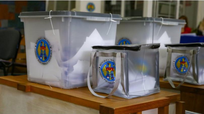 Astăzi se desfășoară turul doi al alegerilor locale generale.  Au fost deschise 609 secții de votare