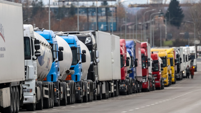 Întâlnire Ucraina – Polonia pentru a debloca situația de la frontieră, unde protestează transportatorii polonezi