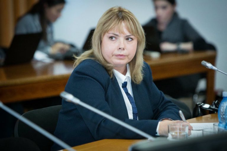 Ce spun experții despre proiectul socialiștilor privind revocarea Ancăi Dragu: ,,Obținerea unor dividende politice”
