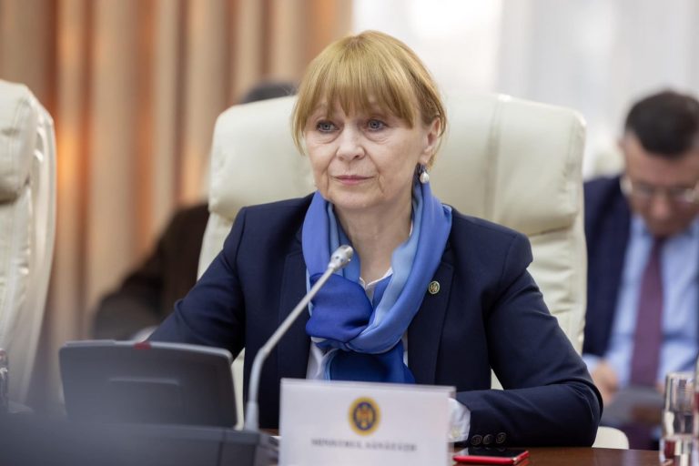 Noua lege a farmaciei, care prevede și deschiderea farmaciilor mobile, criticată. Nemerenco: Meri-Șor revine în forță
