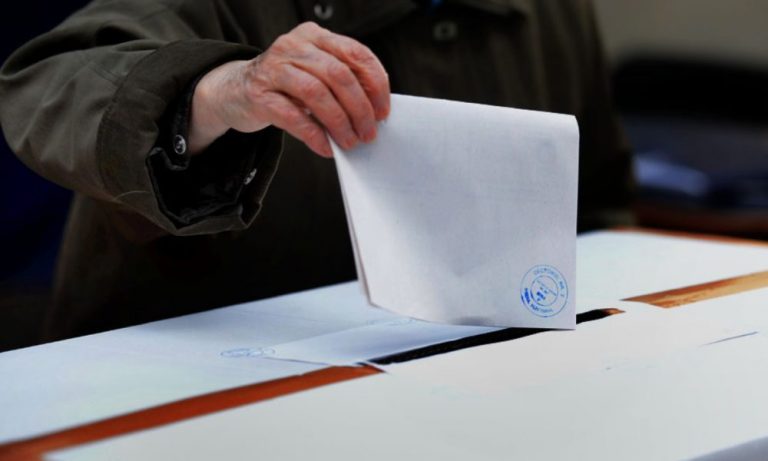 Cetățenii vor să participe la campania pentru referendumuri. Societatea civilă cere modificarea legislației