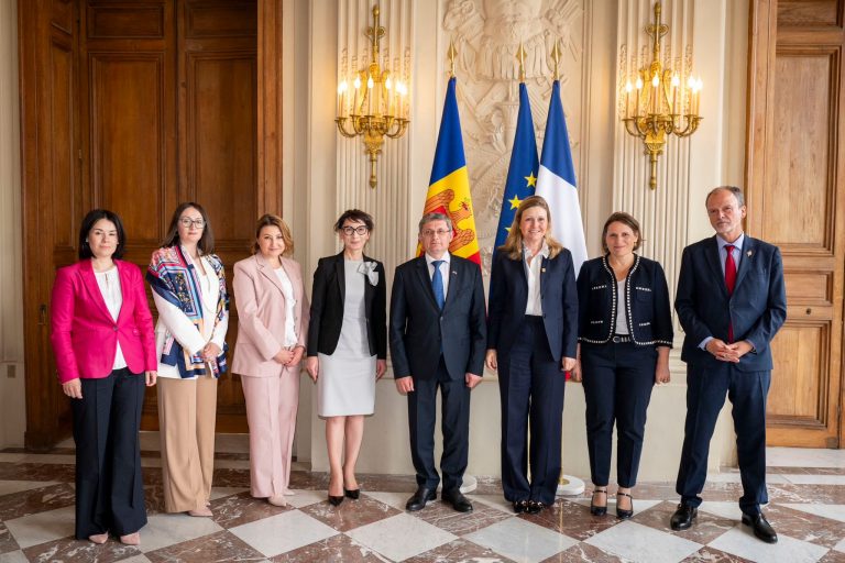 Igor Grosu, la Paris: Franța ne sprijină necondiționat în parcursul european