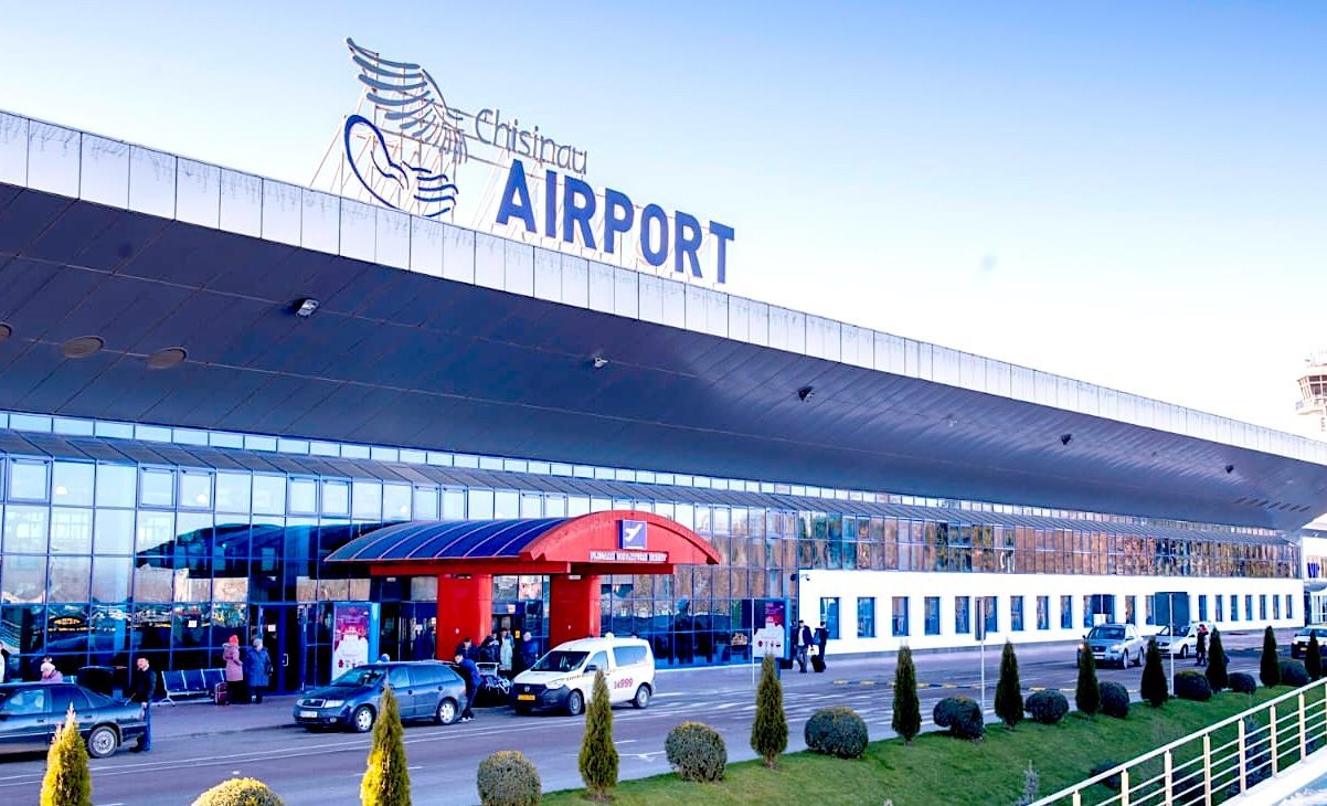 Aeroportul Internațional Chișinău va gestiona direct spațiile comerciale, după multiple licitații eșuate