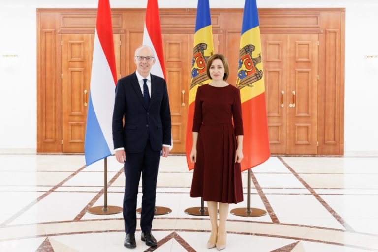 Maia Sandu, la întrevederea cu premierul Luxemburgului: Împreună putem construi un viitor mai sigur pentru Moldova
