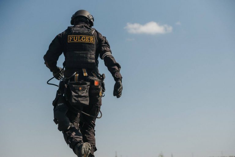 Atenție! Astăzi și mâine vom vedea mascații de la Fulger pe drumuri