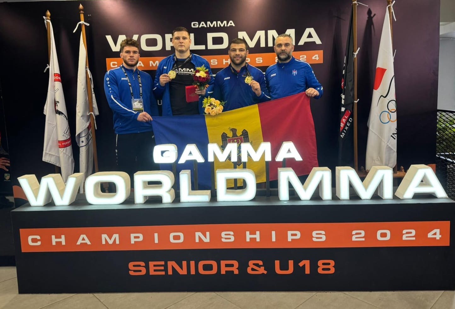 FOTO Luptătorul moldovean Cristian Constantinov a obținut medalia de aur la Campionat mondial de Arte Marțiale Mixte