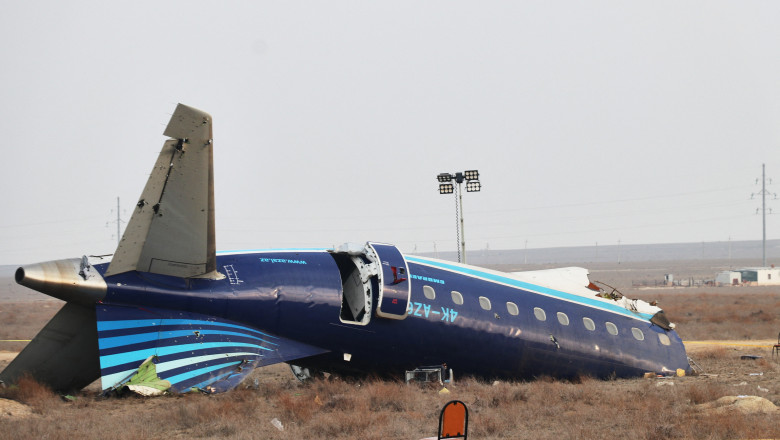 Azerbaijan Airlines suspendă zborurile către șapte orașe din Rusia după tragedia aviatică