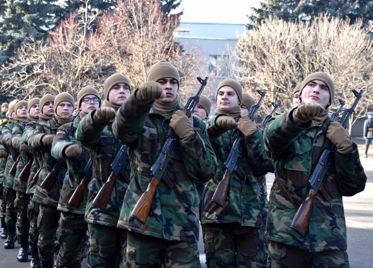 FOTO Ceremonie în Armata Naţională. Peste 200 de tineri încorporați au depus jurământul militar