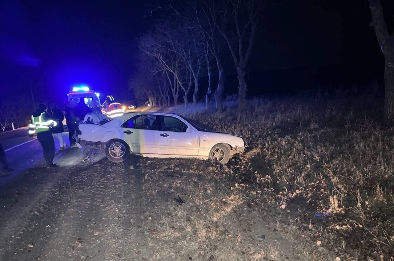 FOTO Grav accident rutier la Edineț. O persoană a decedat