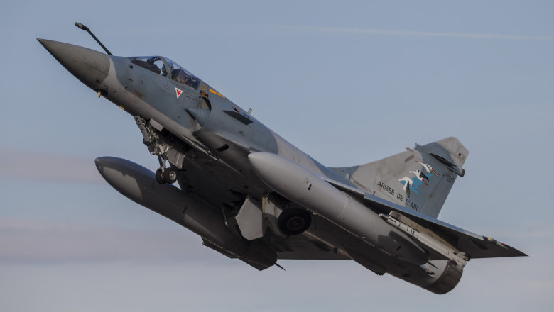 Primele avioane Mirage 2000-5 au ajuns în Ucraina. Franța a început livrările promise