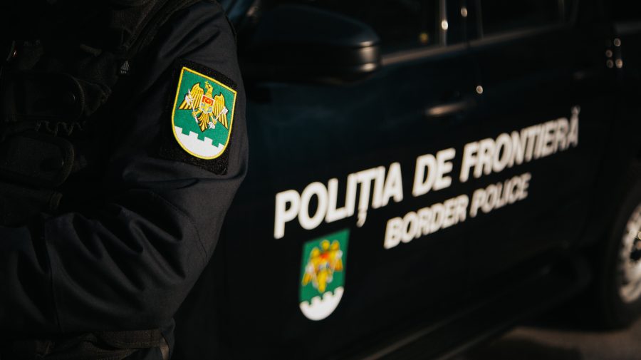 Fost polițist de frontieră, condamnat pentru transportarea ilegală a bărbaților apți de luptă din Ucraina