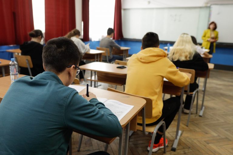 Peste 12 mii de liceeni, invitați să descopere universitățile din țară în campania „Învață în Moldova”