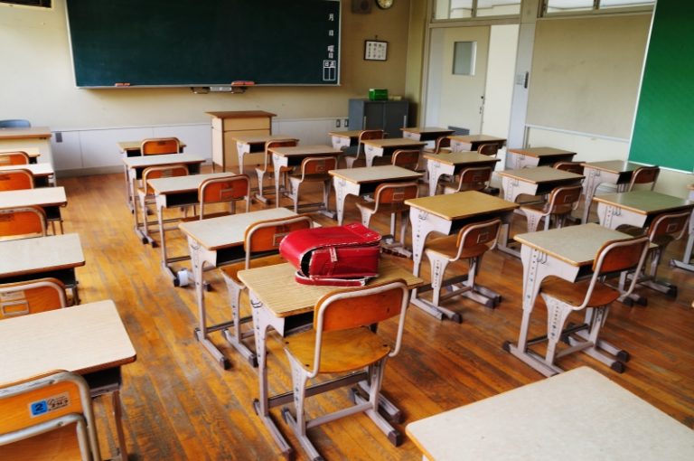 6 miliarde pentru educație, burse duble și mai mulți profesori tineri – planul Guvernului Munteanu