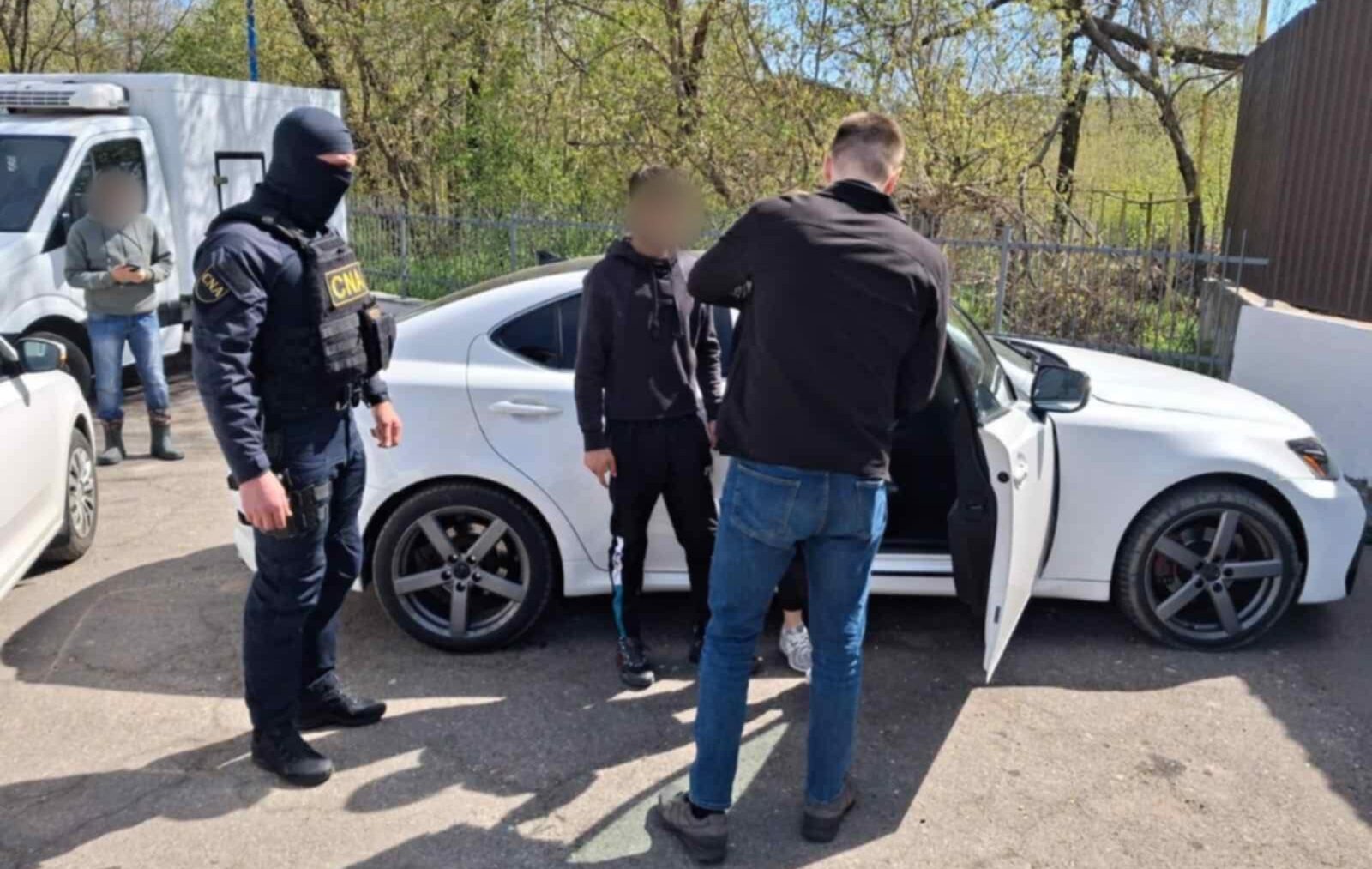 Doi inspectori de patrulare și un intermediar, reținuți de CNA într-un dosar de corupție