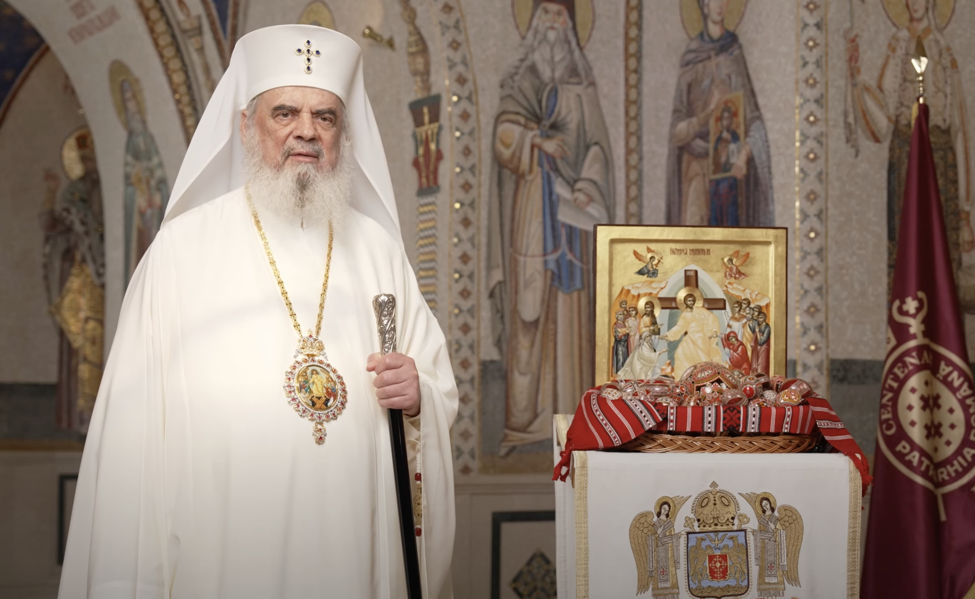 Mesajul Patriarhului Daniel de Paște: Iubirea smerită a lui Iisus Hristos ne aduce iertare și bucurie