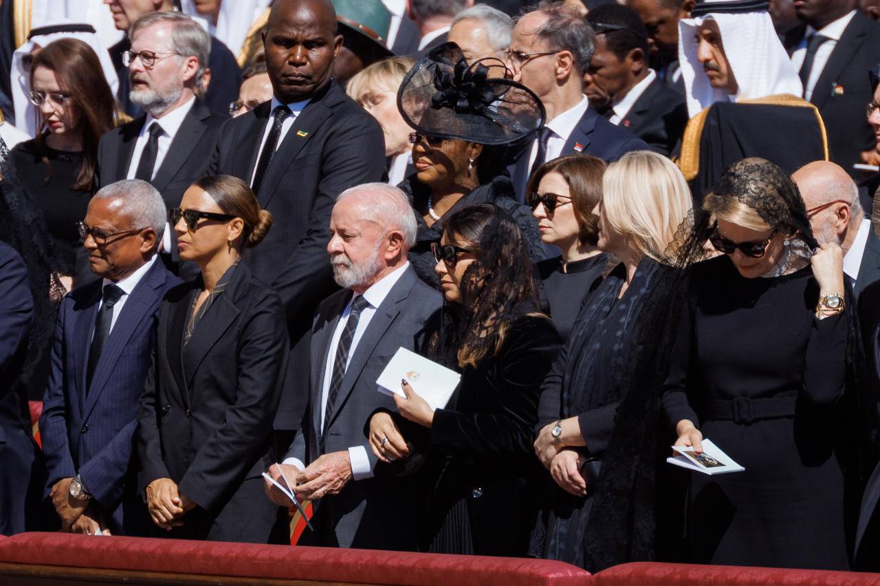 FOTO Maia Sandu a participat la funeraliile Papei Francisc: „Am adus un omagiu celui care a ales mereu calea binelui”