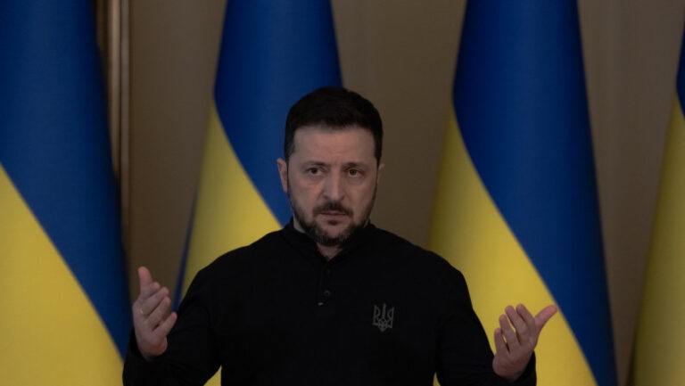 Zelenski propune o întâlnire trilaterală cu Donald Trump și Vladimir Putin