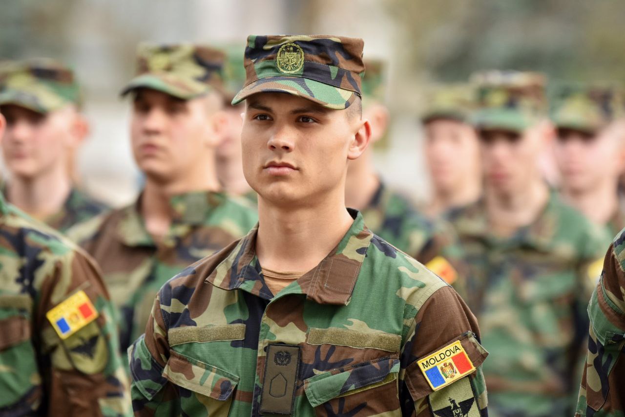 În această primăvară, circa 1.400 de tineri vor fi încorporați în serviciul militar în termen