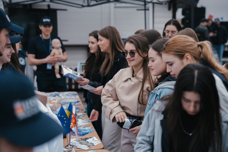 Peste 5.200 de elevi au participat la târgurile universităților din țară, în cadrul campaniei „Învață în Moldova”