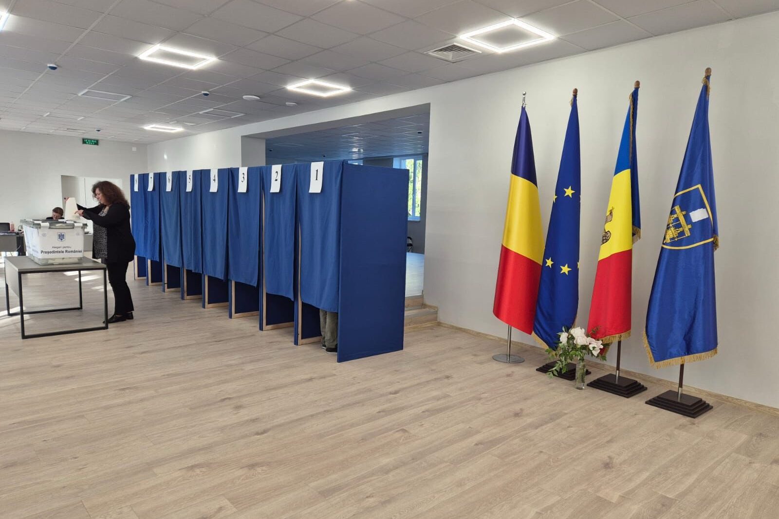 Alegeri prezidențiale în România: Votul continuă și sâmbătă în diaspora