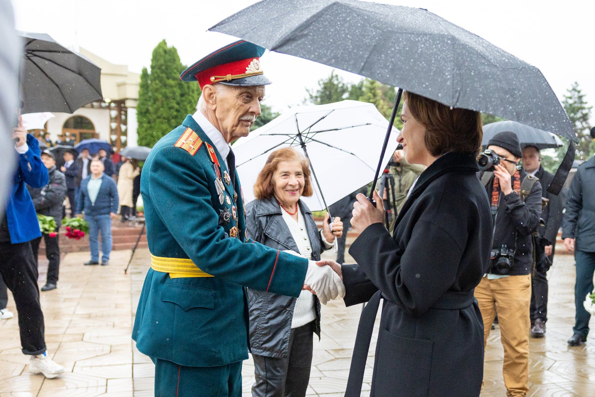 Istoricii subliniază: Ziua de 9 Mai trebuie să rămână o zi de comemorare, nu un instrument de propagandă