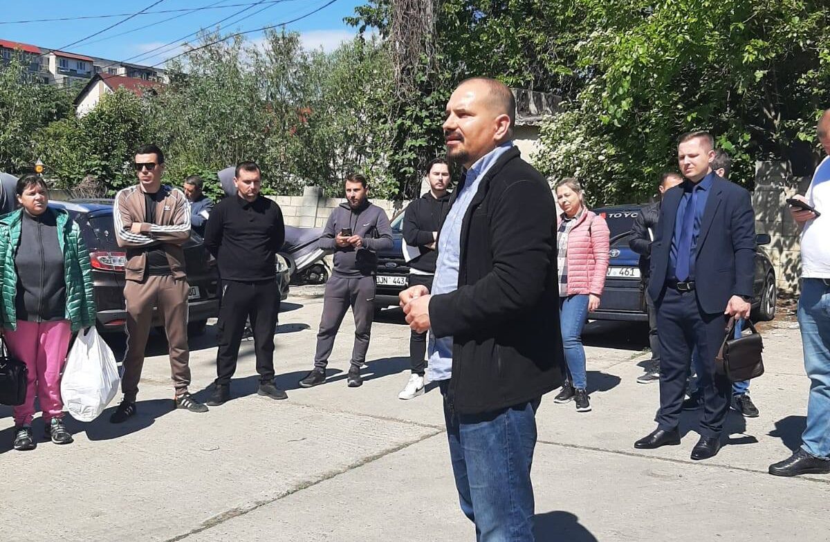 Locatarii afectați de incendiul de la Durlești vor primi sprijin din partea autorităților