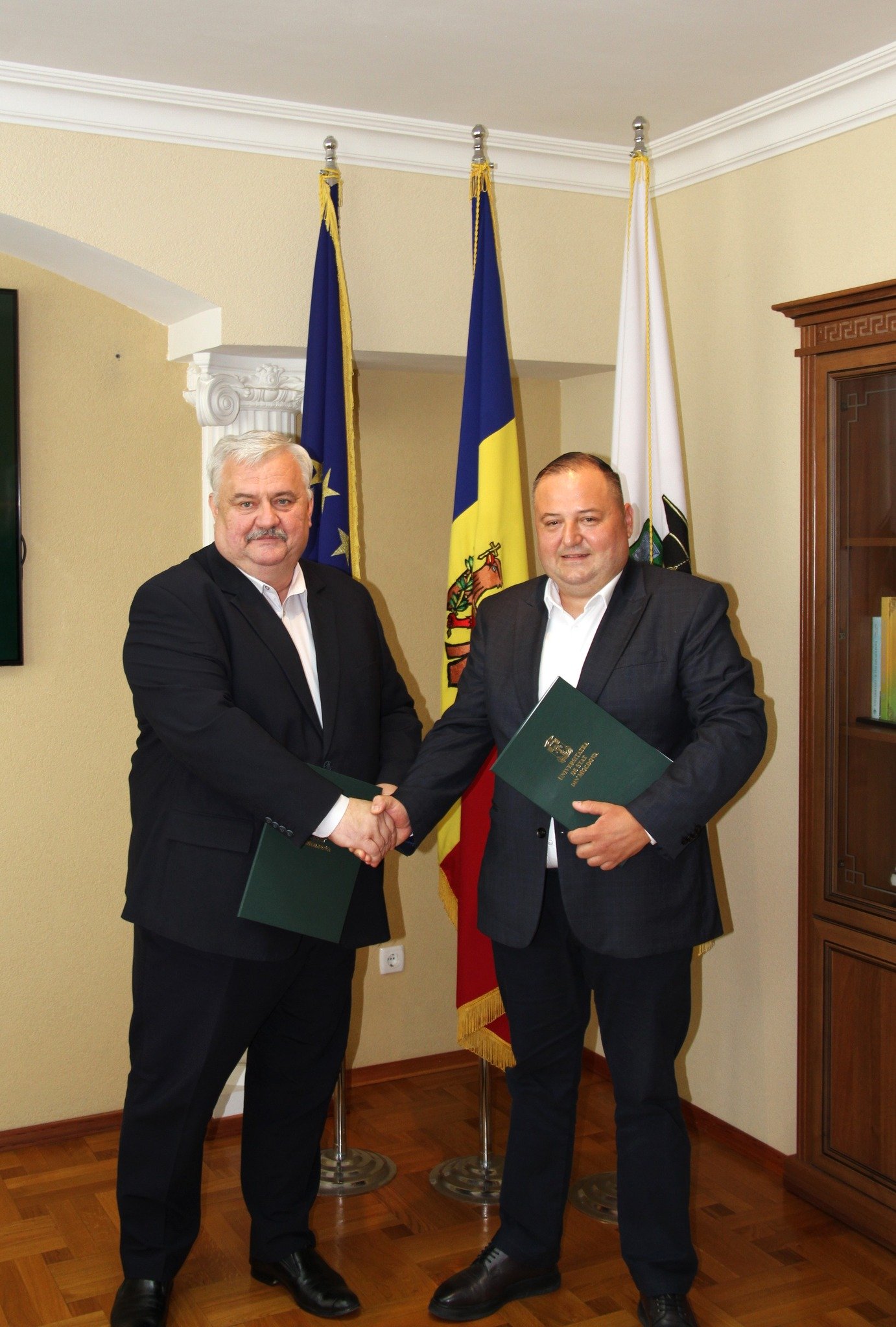 Educație și cercetare la standarde înalte: USM și DRRM își unesc eforturile printr-un nou acord