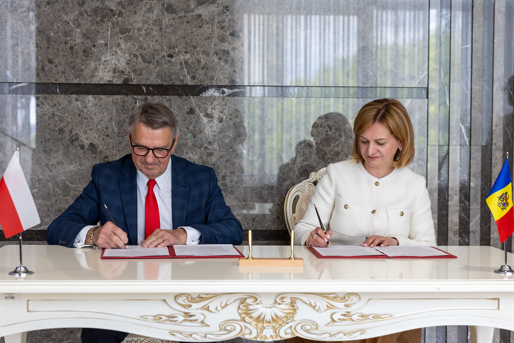Încă un pas spre Europa: Parlamentari moldoveni și polonezi susțin integrarea Moldovei printr-o declarație comună