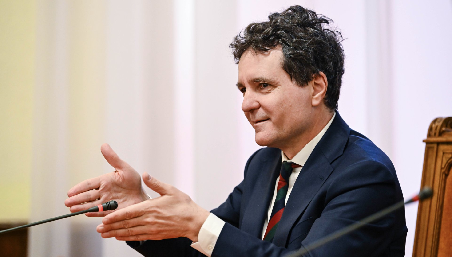 Nicușor Dan: România trebuie să valorifice expertiza românilor din diaspora și din Republica Moldova
