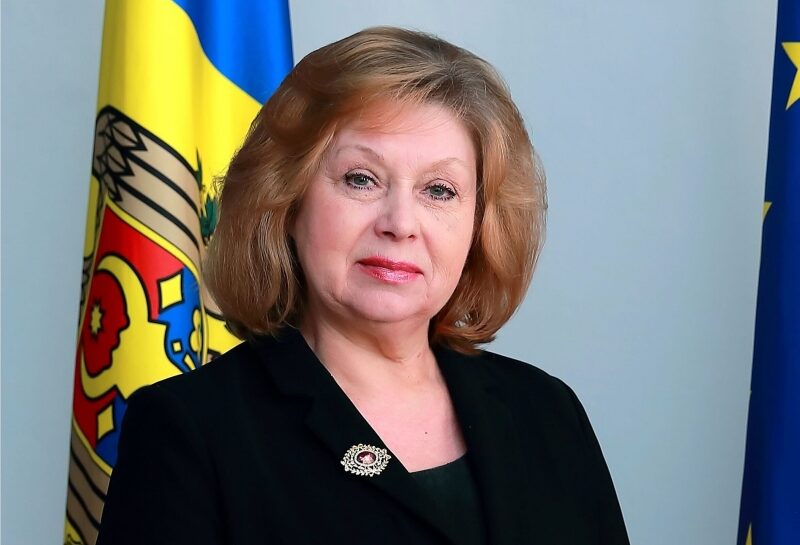 Președinta Maia Sandu are o consilieră pentru relația cu cetățenii. Cine este Larisa Miculeț