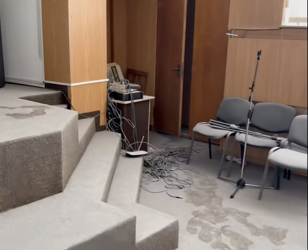 VIDEO Sala de ședințe a Preturii Centru a fost vandalizată. Ce spun autoritățile
