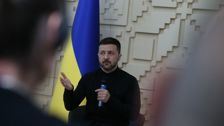 Șanse mici de progrese în primele discuții de pace dintre ruși și ucraineni. Declarația lui Zelenski