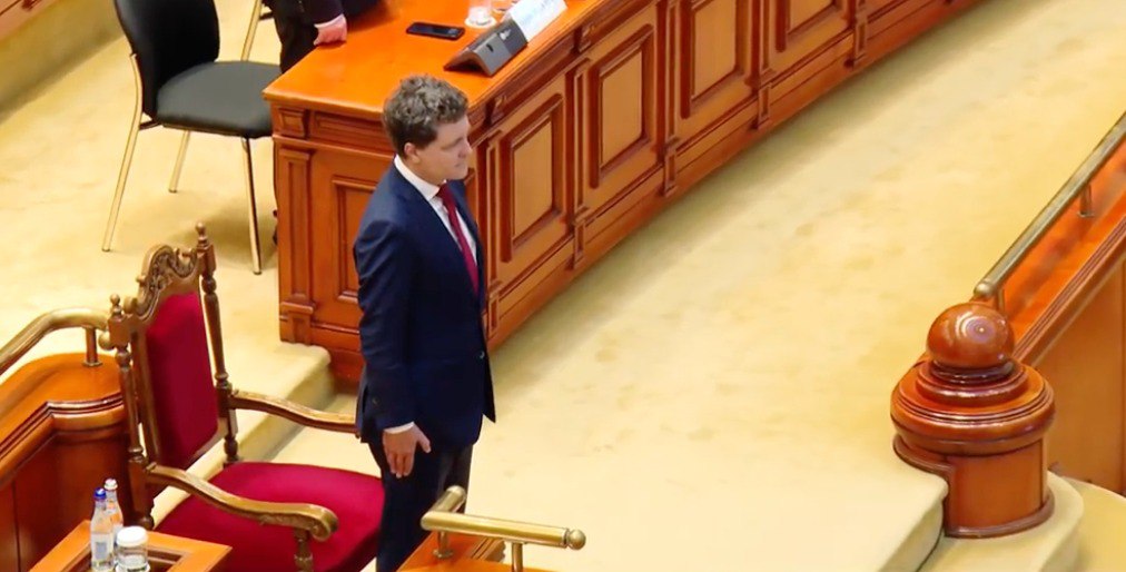 VIDEO Ceremonia de învestire în funcție a președintelui ales al României, Nicușor Dan