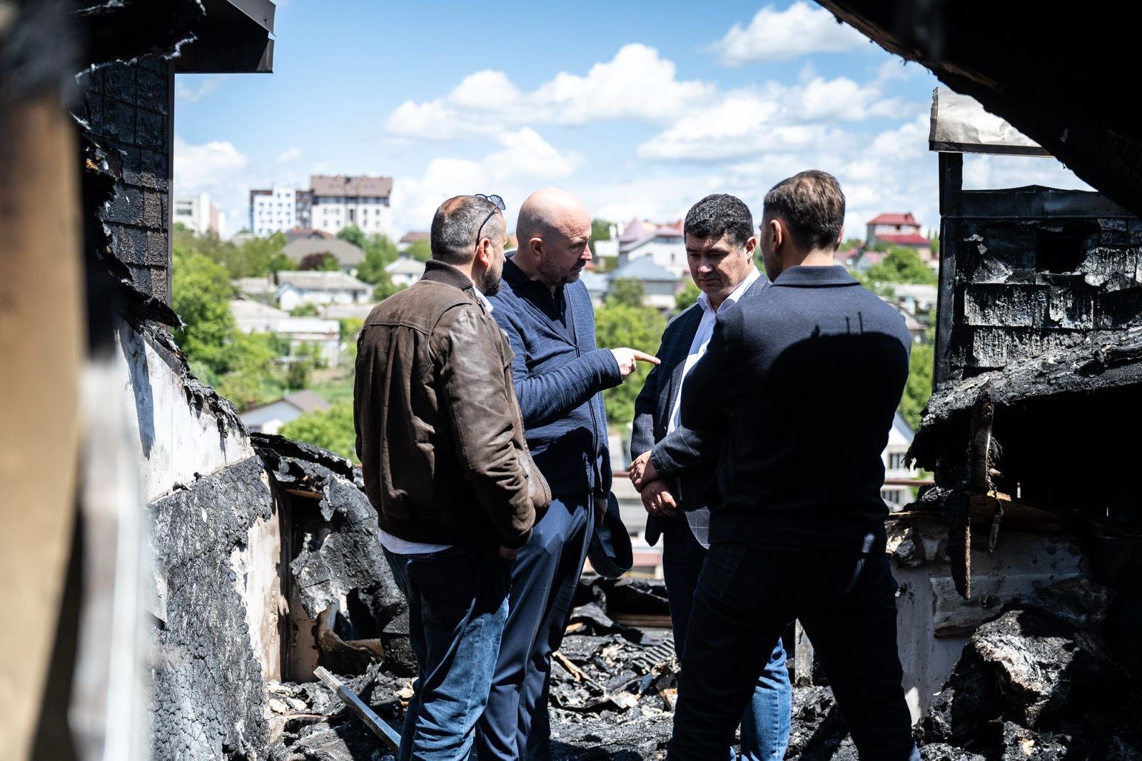 Ministrul Infrastructurii promite reglementări stricte pentru mansarde: Vom propune modificări legislative