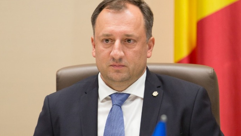 Deputatul Denis Ulanov rămâne fără salariu din cauza absențelor nemotivate