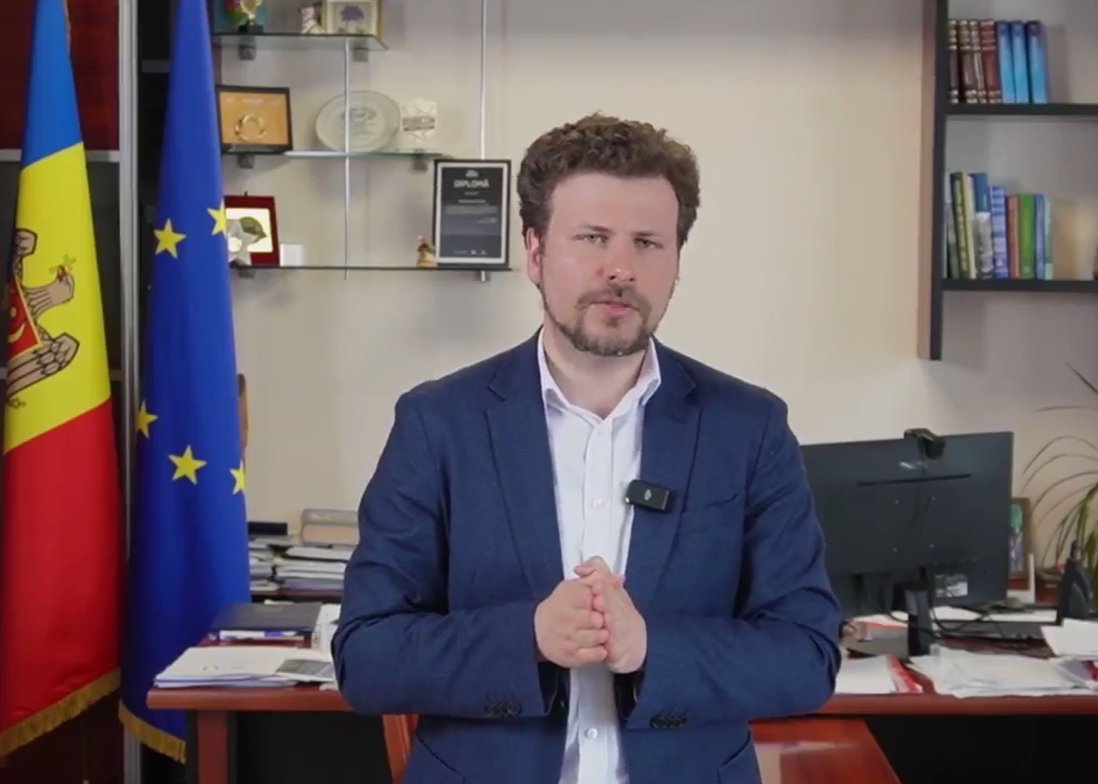 Dan Perciun: Participarea elevilor din învățământul primar la examene în format digital este o opțiune, nu o obligație