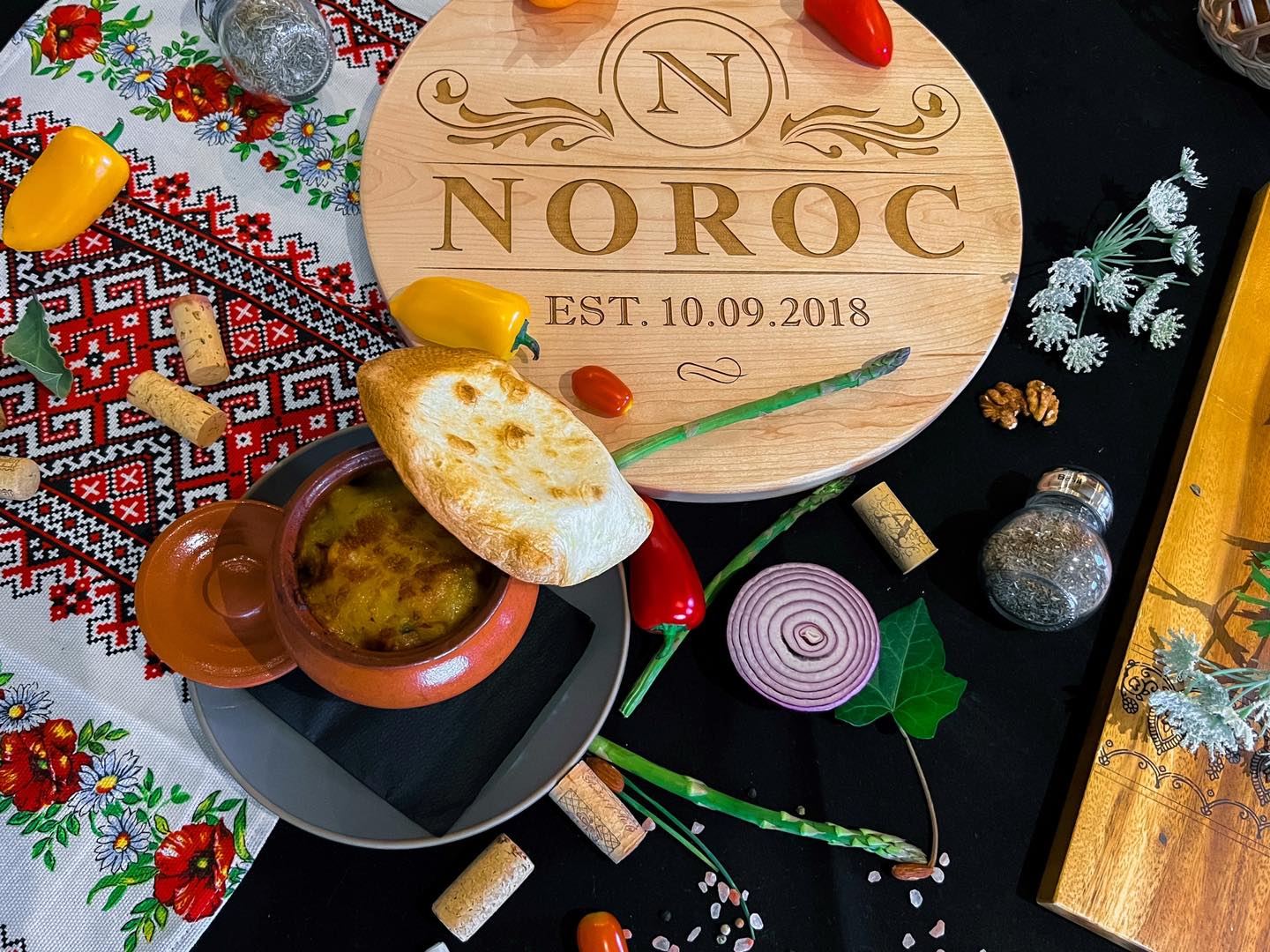 Bucătăria moldovenească cucerește California: restaurantul „Noroc”, inclus în topul celor mai bune 101 restaurante