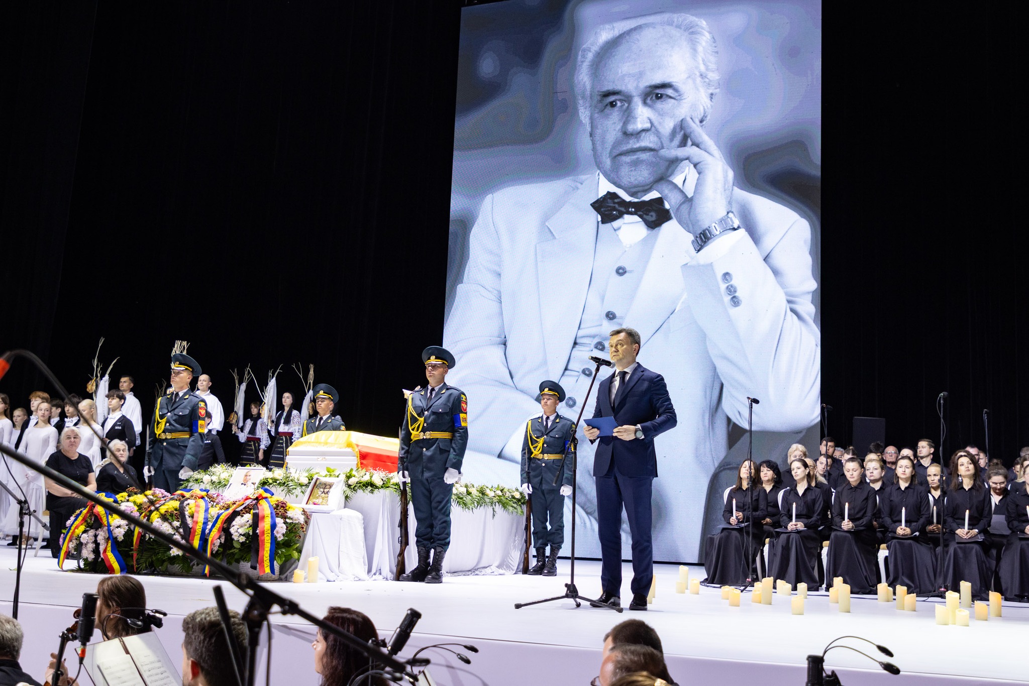 Un om planetar, un titan al muzicii: Premierul Dorin Recean, omagiu emoționant la funeraliile lui Eugen Doga