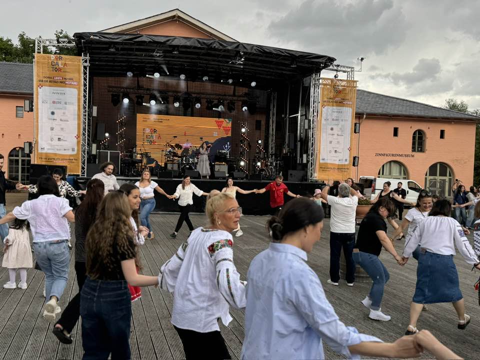 Sute de moldoveni din Germania s-au reunit la festivalul „Dor Călător” din Potsdam. Igor Grosu: „M-am simțit ca acasă”
