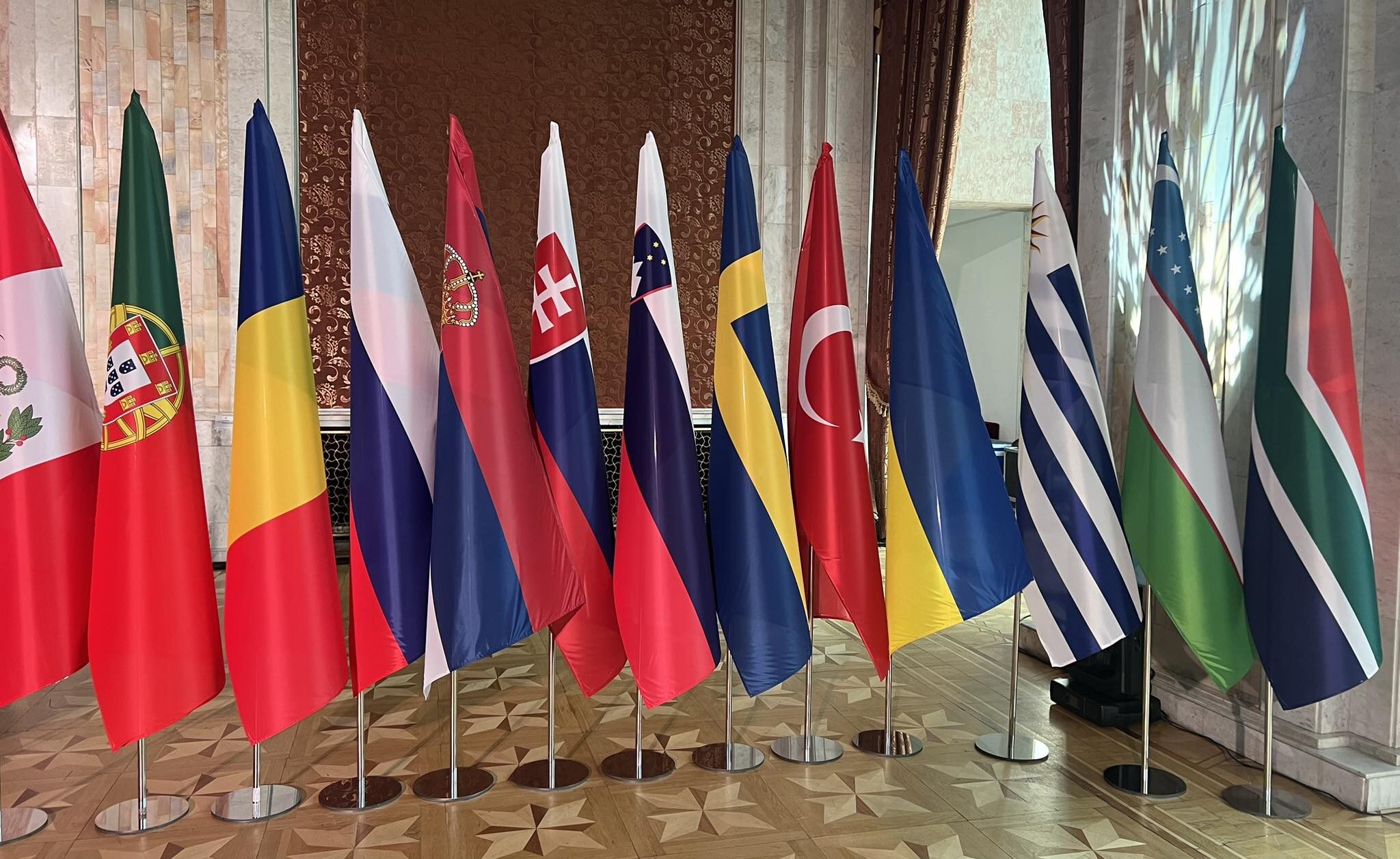 Delegația Ucrainei, la un pas să se retragă de la Congresul Viei și Vinului din cauza prezenței simbolurilor ruse