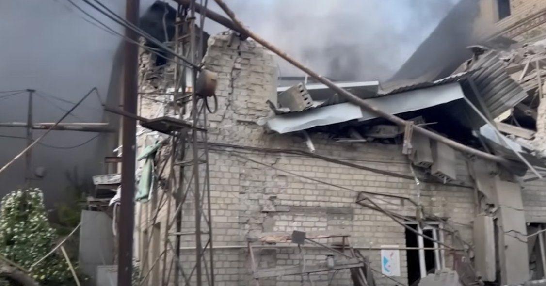 Atac masiv cu drone „Șahed” în Harkov: incendii, distrugeri și o familie rămasă fără locuință