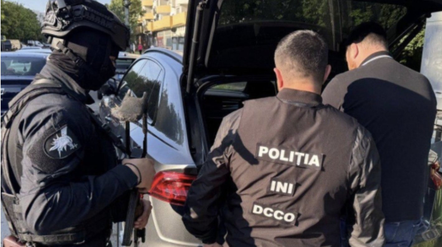 Bani furați, transformați în criptomonede. Rețea internațională, destructurată la Chișinău