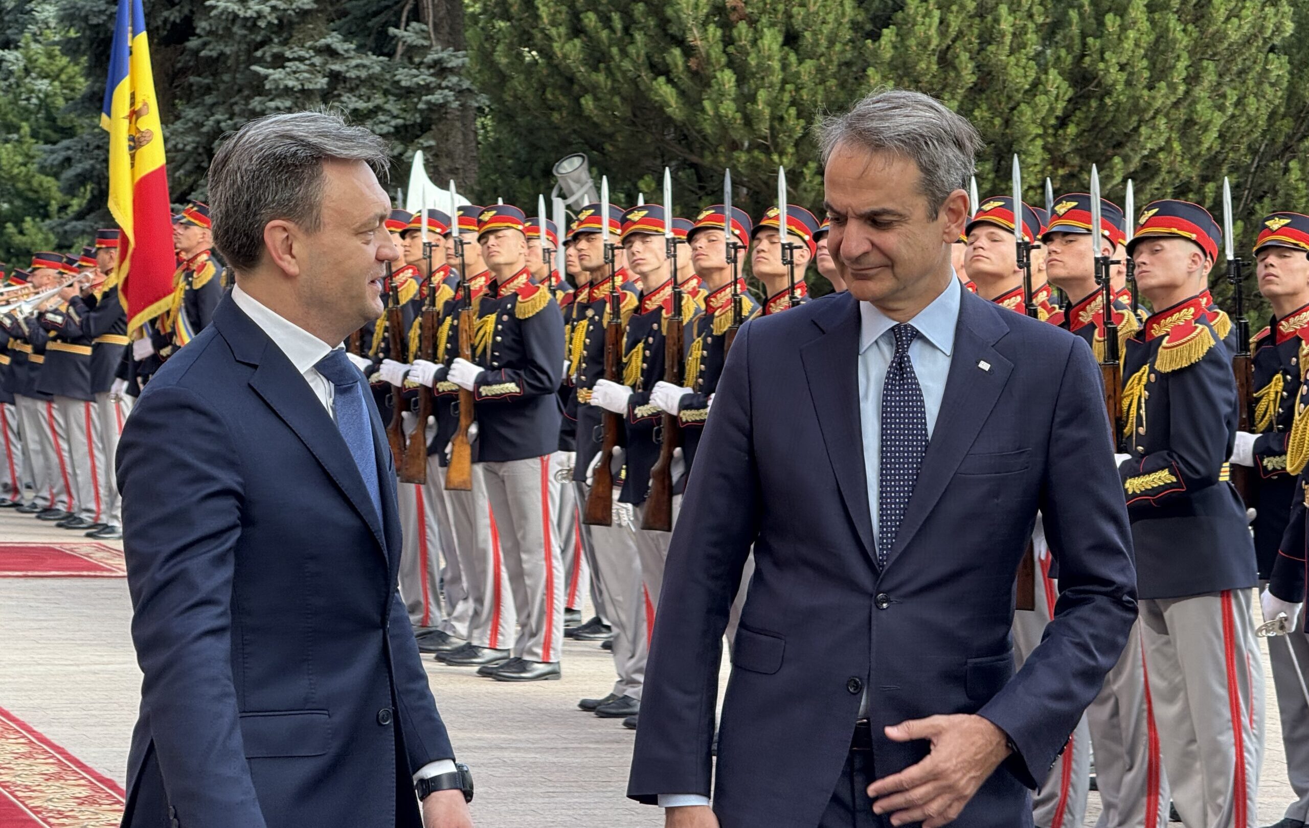 Premierul Greciei, Kyriakos Mitsotakis, în vizită oficială la Chișinău