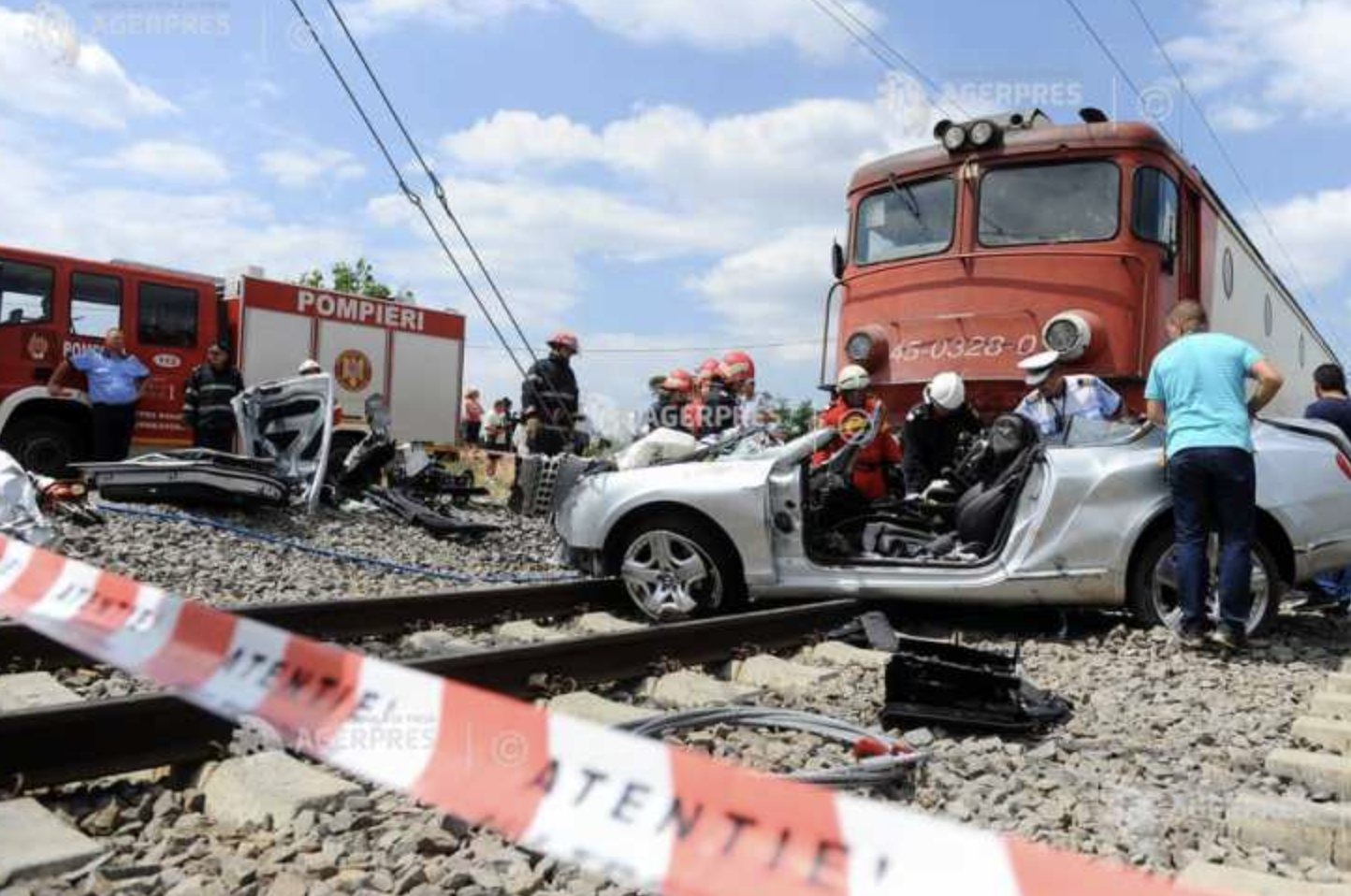 Accident feroviar în România. O persoană a murit, iar alte două au fost rănite