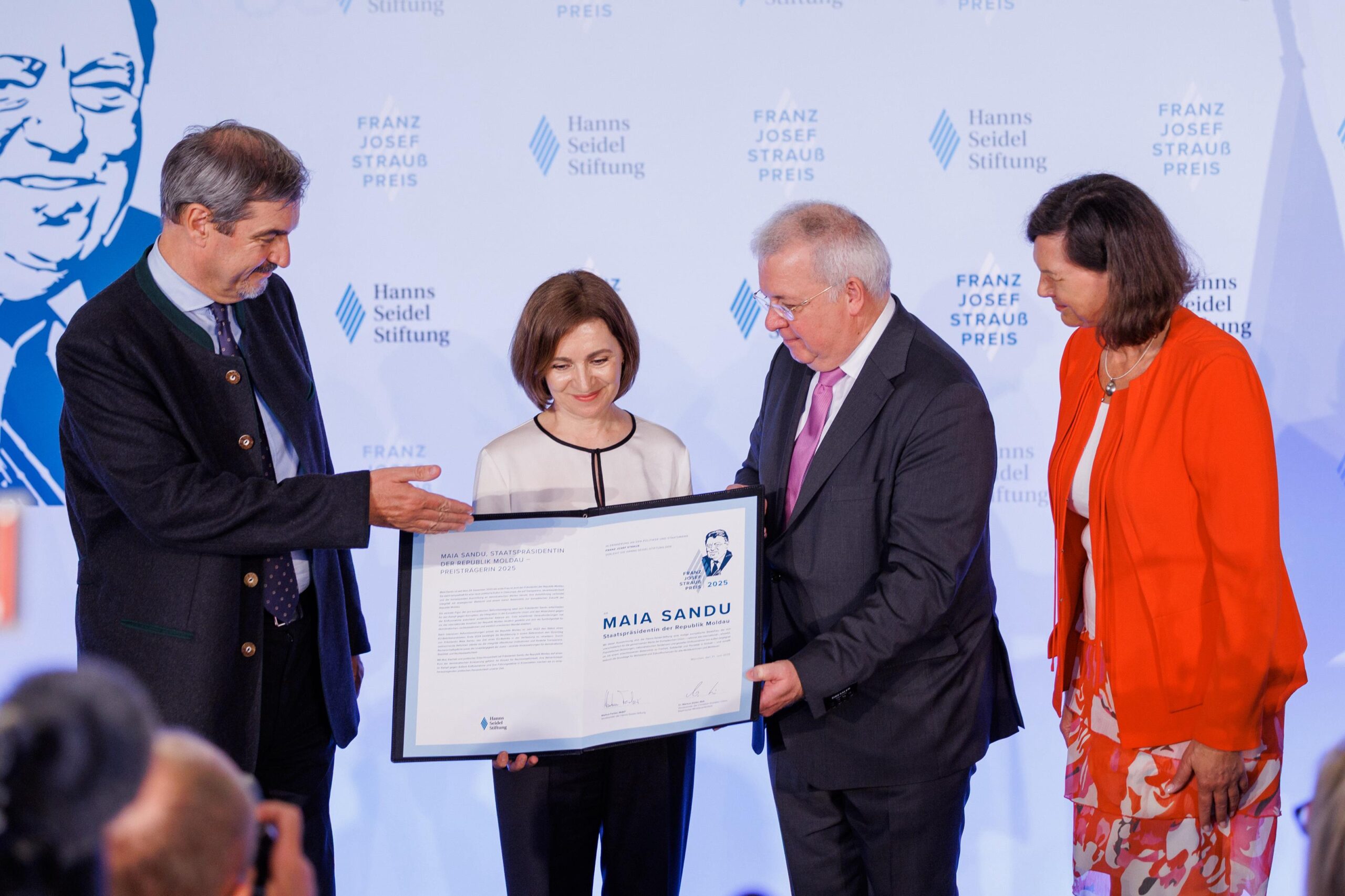 Maia Sandu, premiată la München pentru angajamentul față de democrație și parcursul european al Republicii Moldova