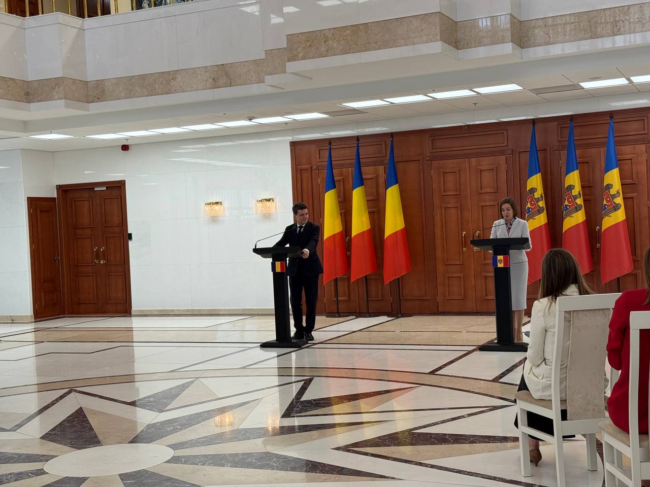 Nicușor Dan, la Chișinău: România susține eforturile Republicii Moldova în drumul spre aderare la UE