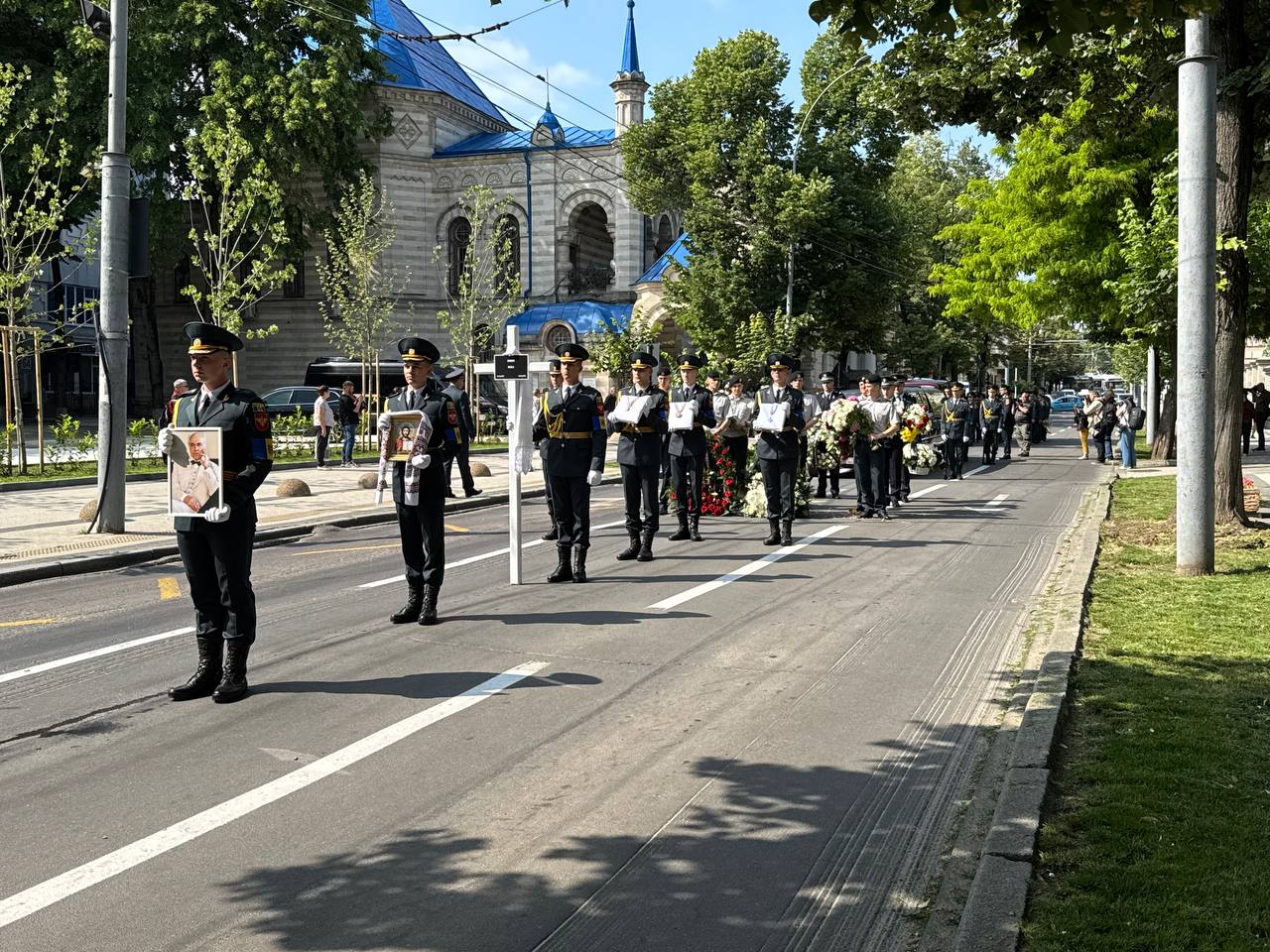 Zi de doliu național în Republica Moldova: Compozitorul Eugen Doga, condus pe ultimul drum